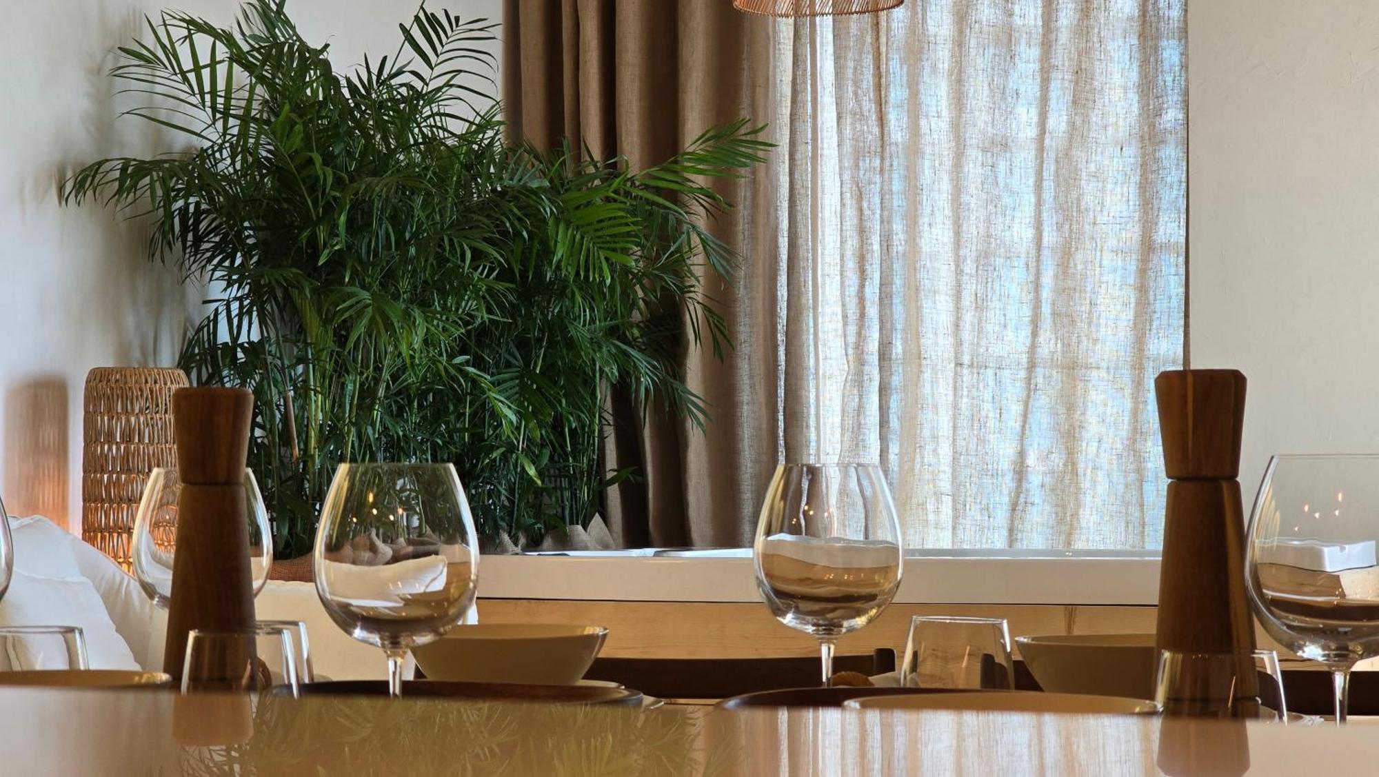 Appartement Luxury 2br Biophilic Retreat With Private Jacuzzi, Massage Chair & Infinity Pool