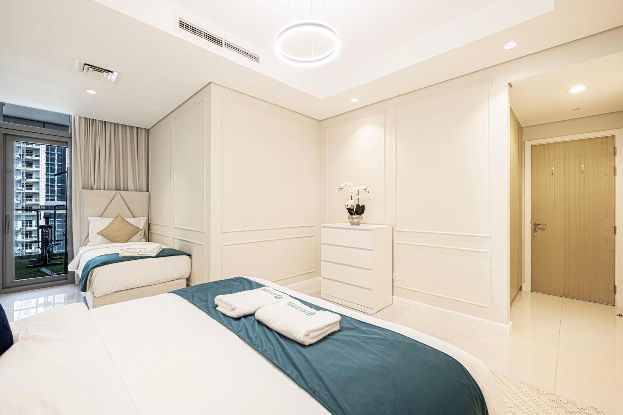 Lägenhet Boulevard 2 Bedroom Family With Burj Khalifa View And Infinity Pool In 64th Floor Downtown Dubai