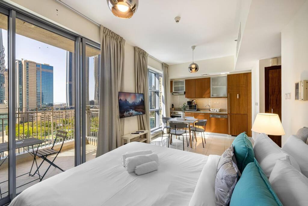 Modern And Bright In The Heart Of Downtown Appartement