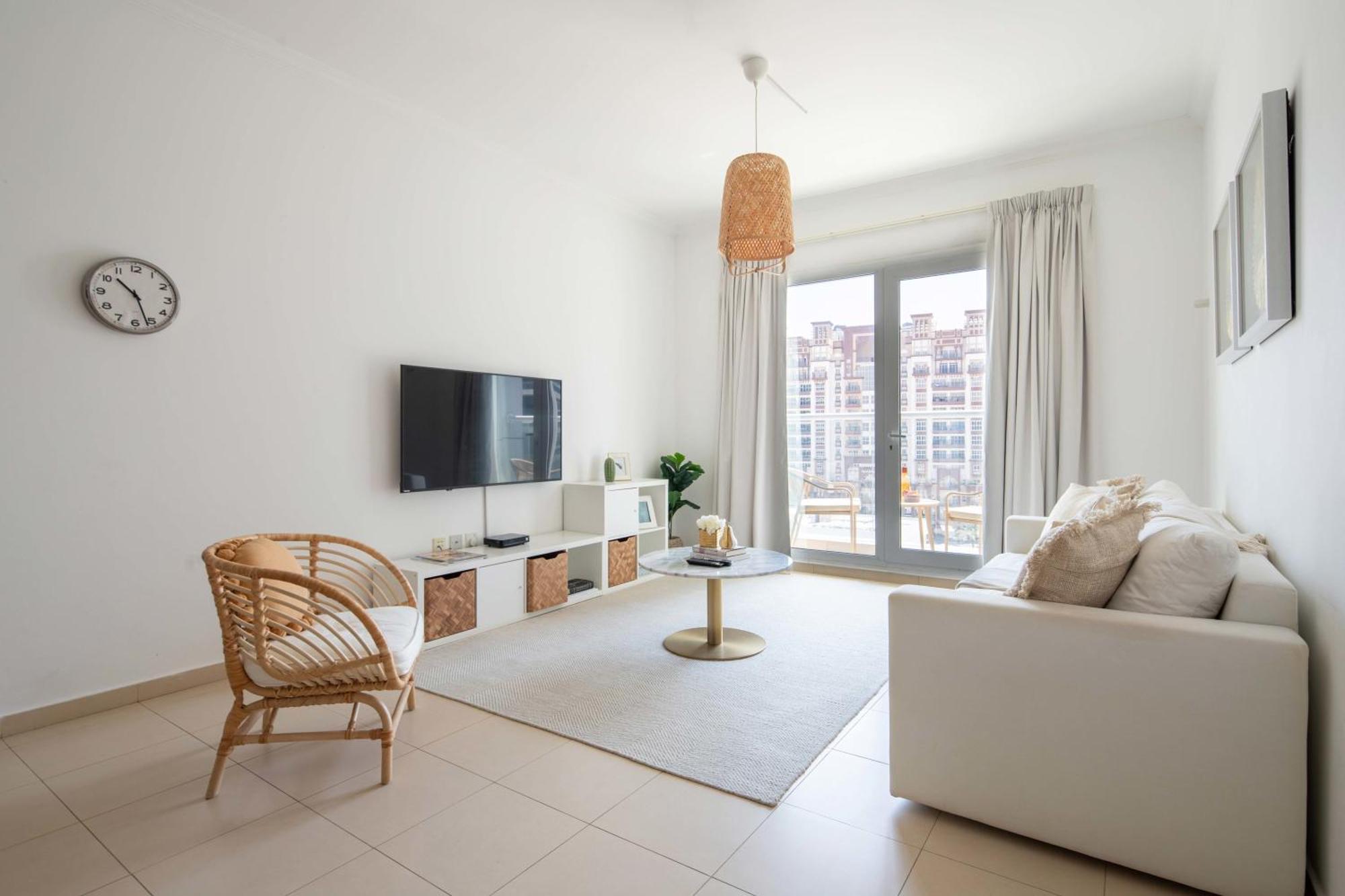Frank Porter - Grand Horizon Apartment