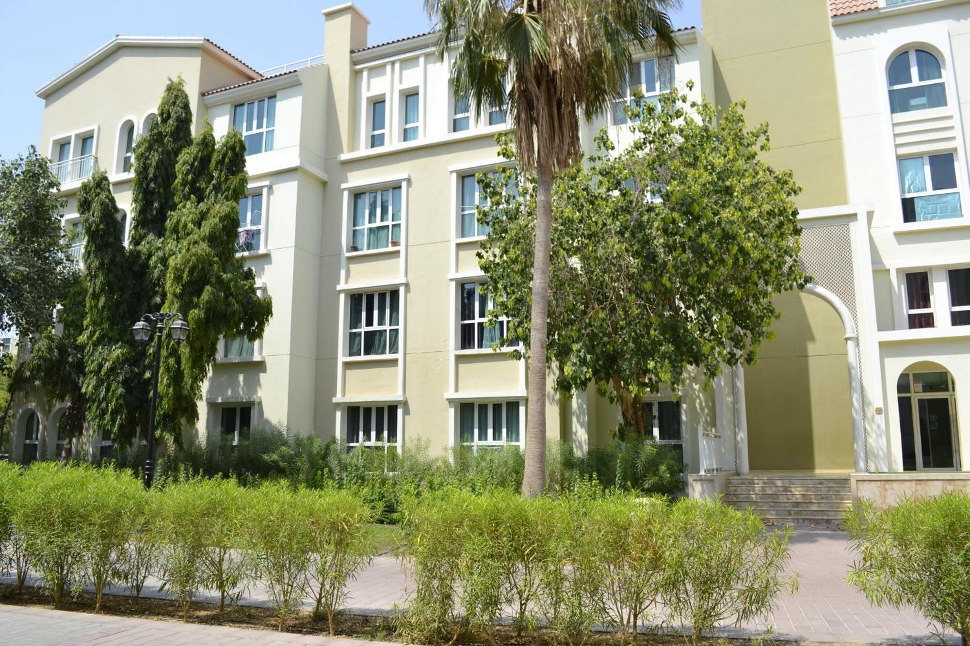 Stunning Close To Metro Apartament *