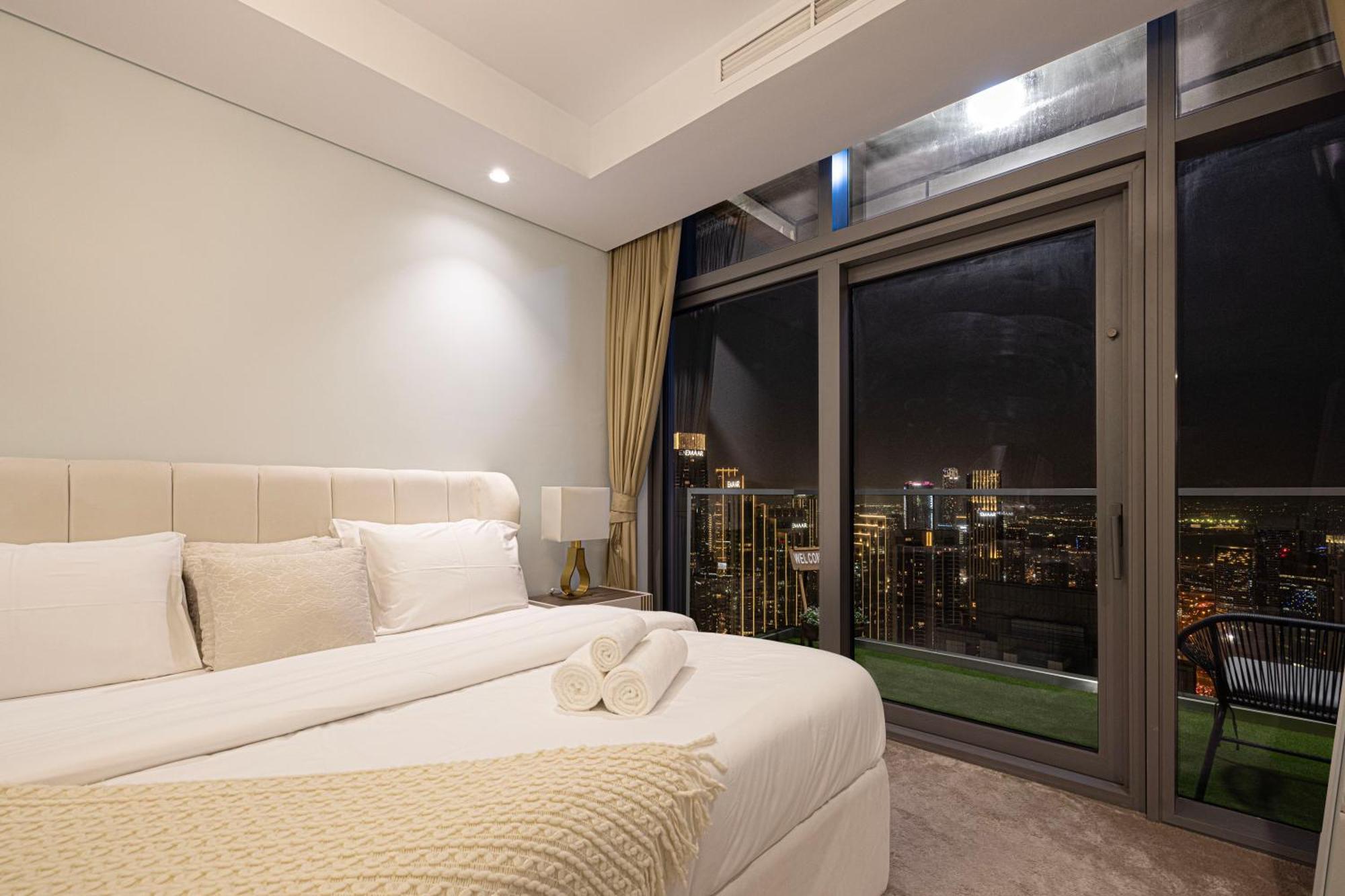 Apartamento Paramount Midtown, Infinity Pool, Burj Skyline Views Dubái