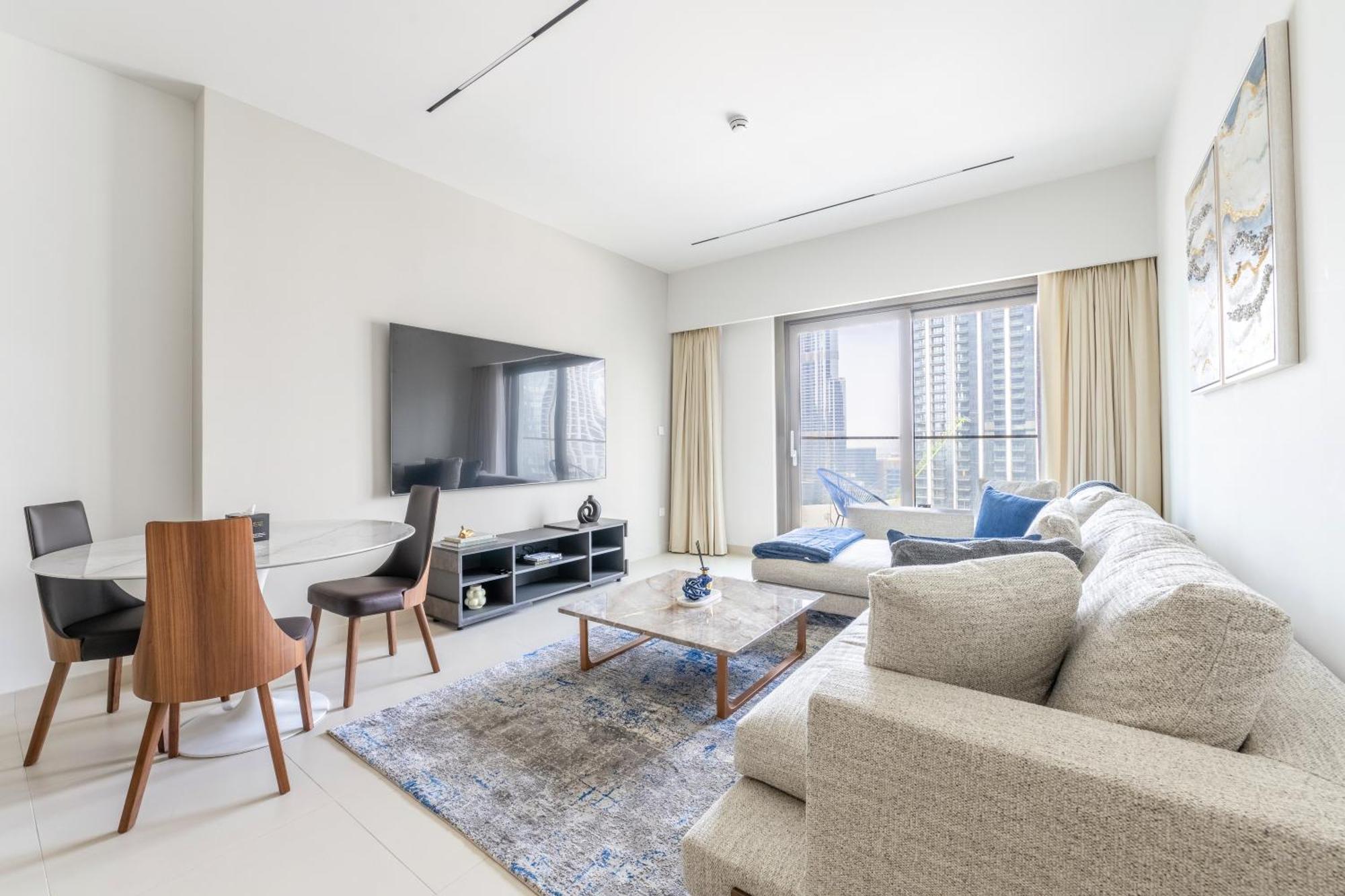 Apartamento Stylish 3br Maid's In Burj Crown With Burj Khalifa View Dubái