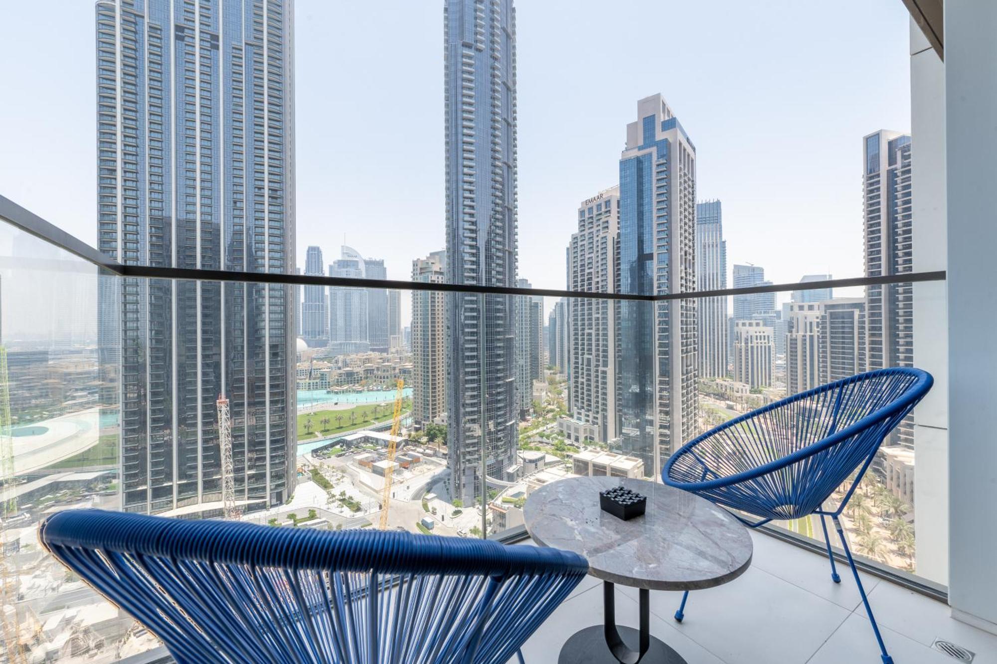 Apartamento Stylish 3br Maid's In Burj Crown With Burj Khalifa View Dubái