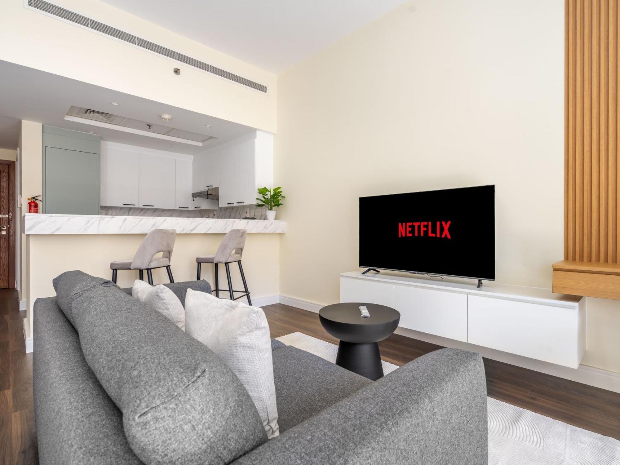Chic In The Heart Of With Pool Apartamento Dubái
