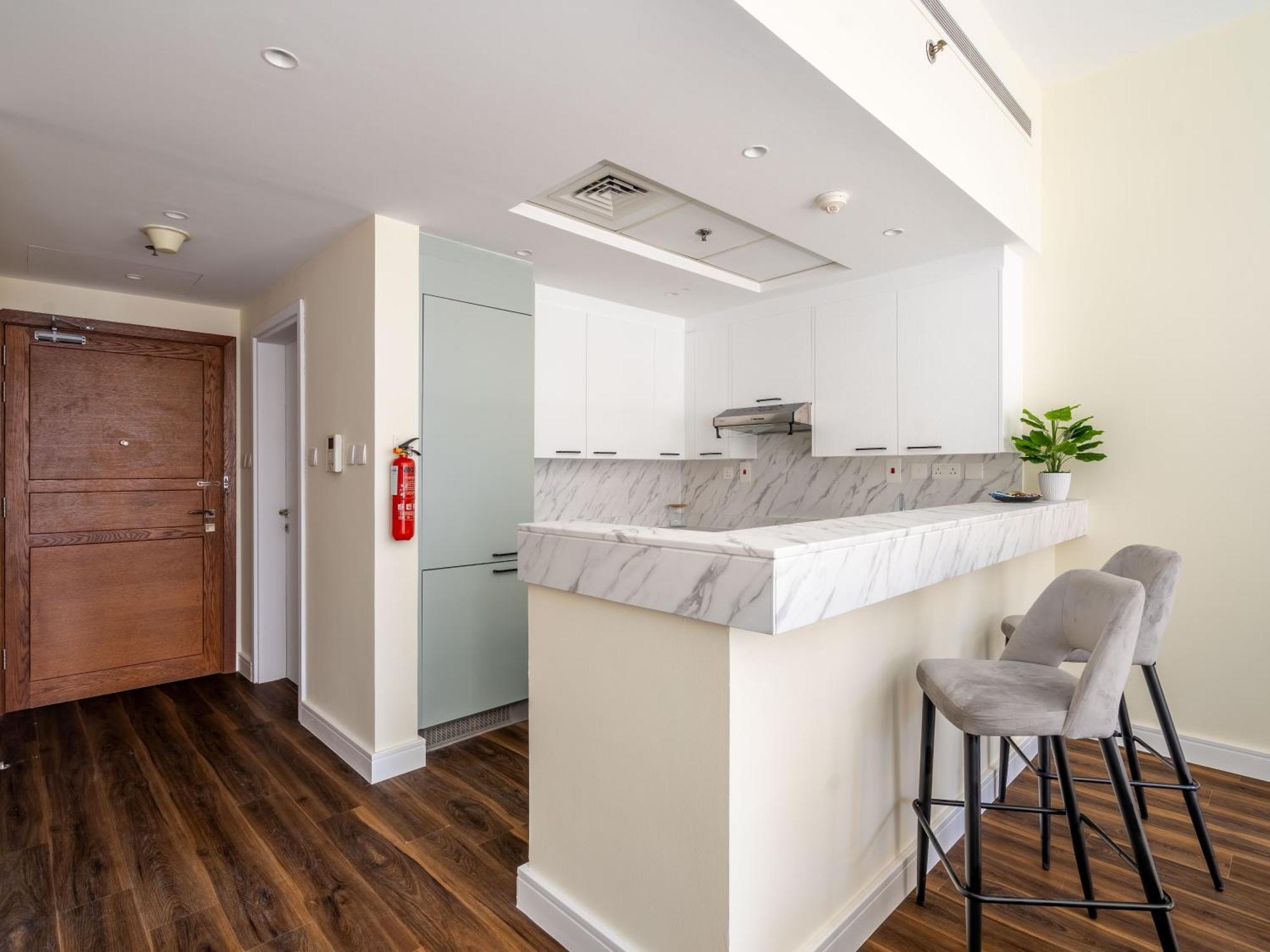 Chic In The Heart Of With Pool Apartamento