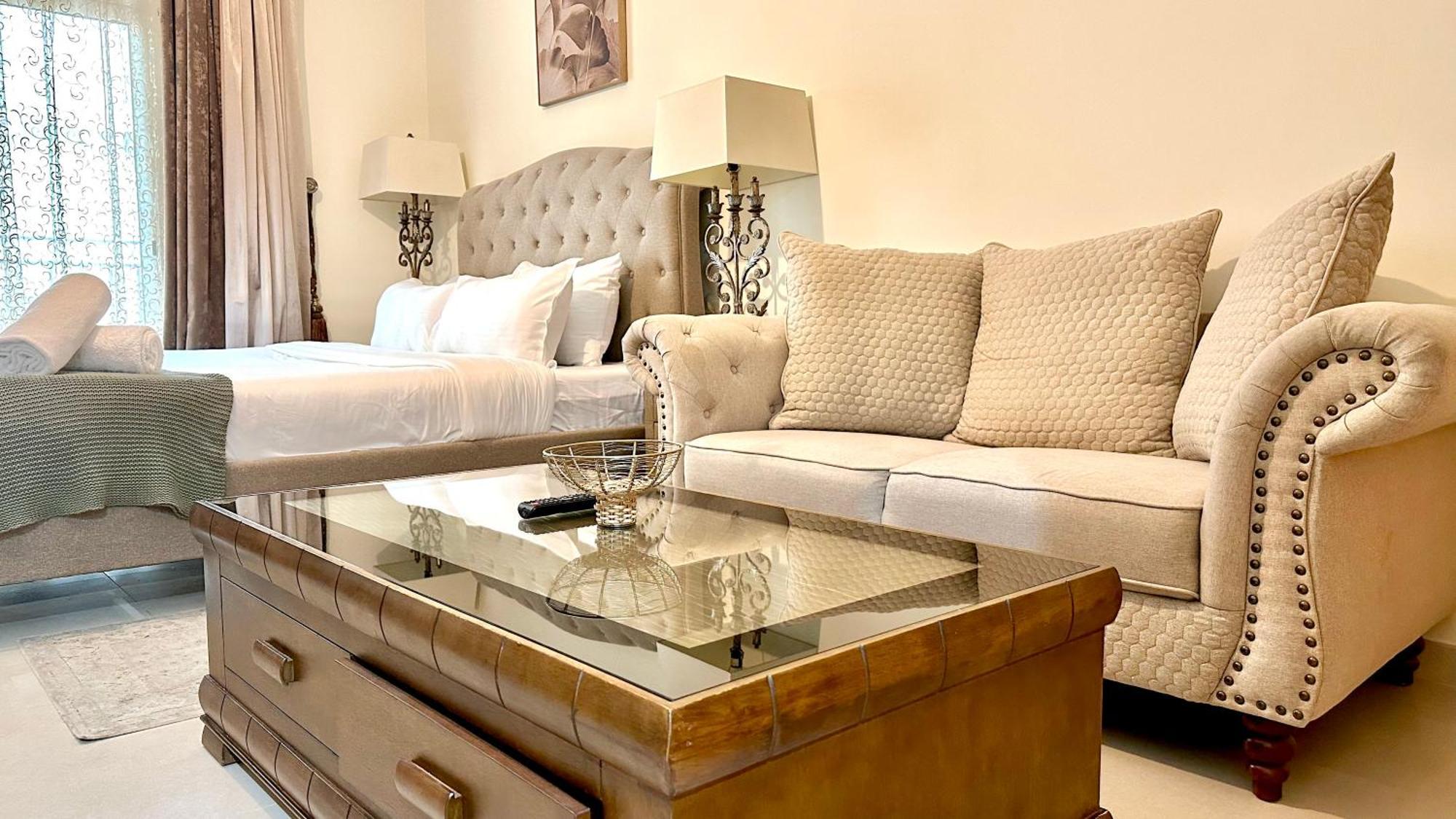 Charming Retreat In Jvc By Bhavan * Dubai