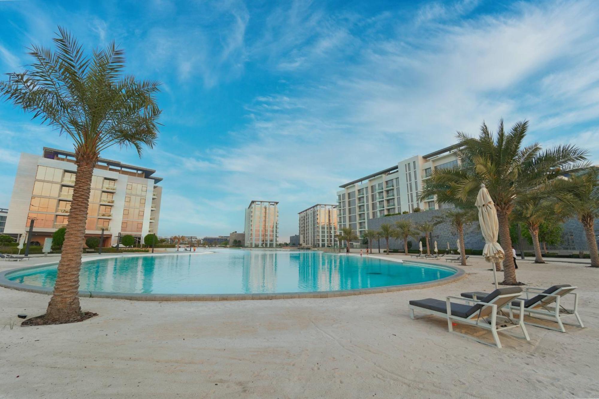 Panoramic 1br With Crystal Lagoon & Downtown View *