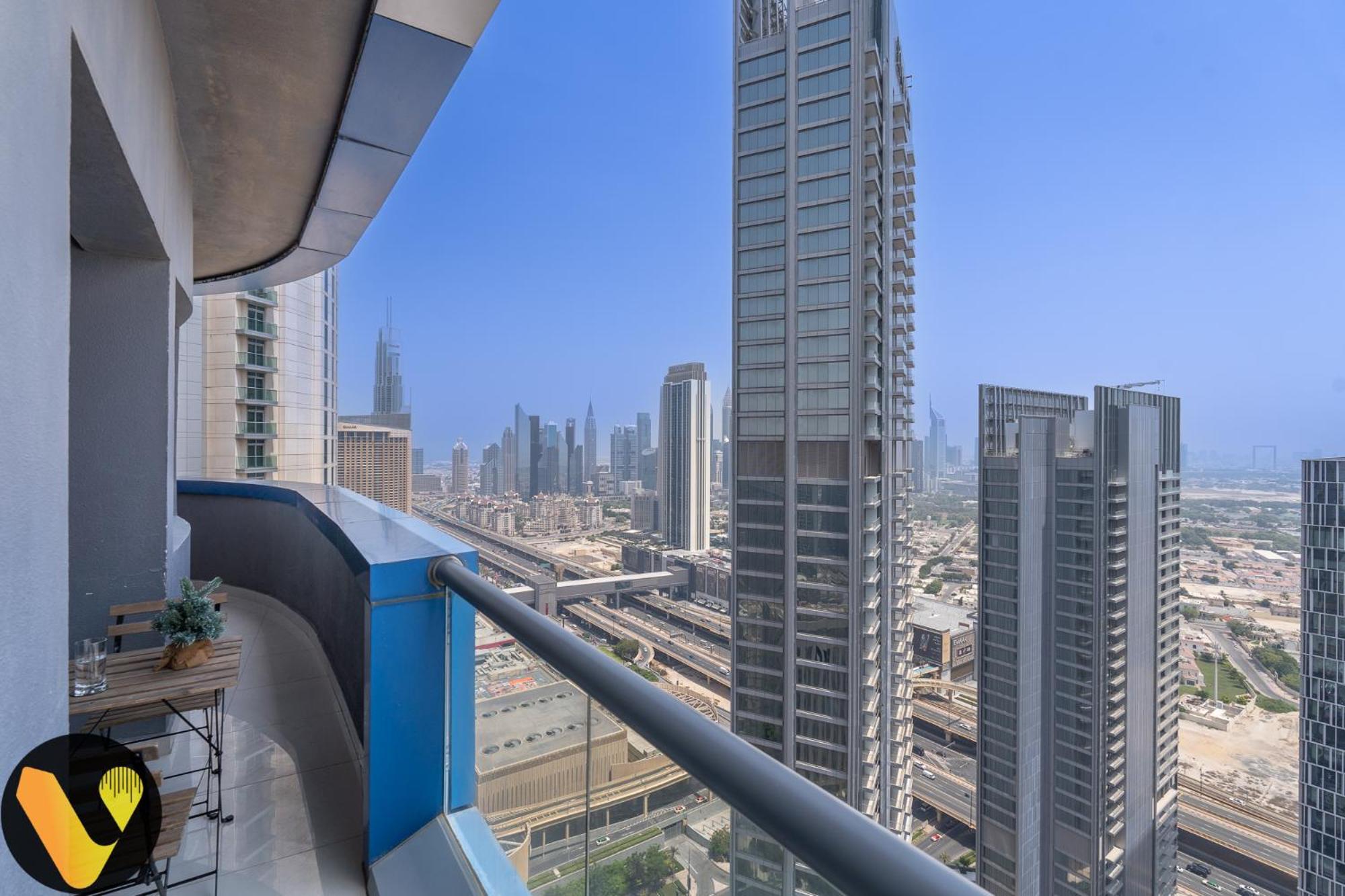 Vogue Damac Mall Street Near Burj Khalifa Dubai
