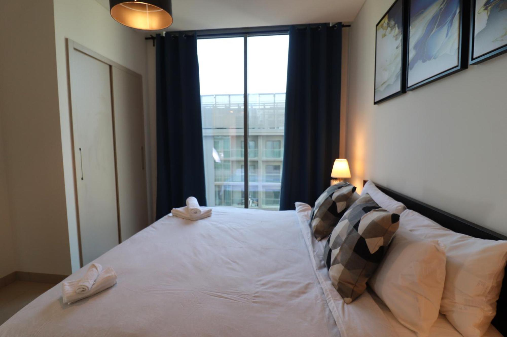 Luminous 2 Bedroom - Sobha Reserve