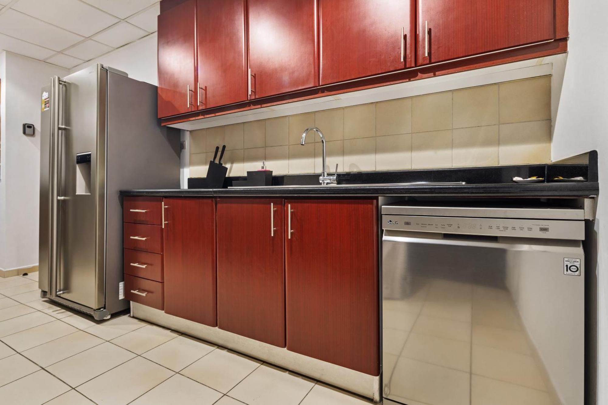 Apartment La Buena Vida: Beachfront Luxury With Full Kitchen *