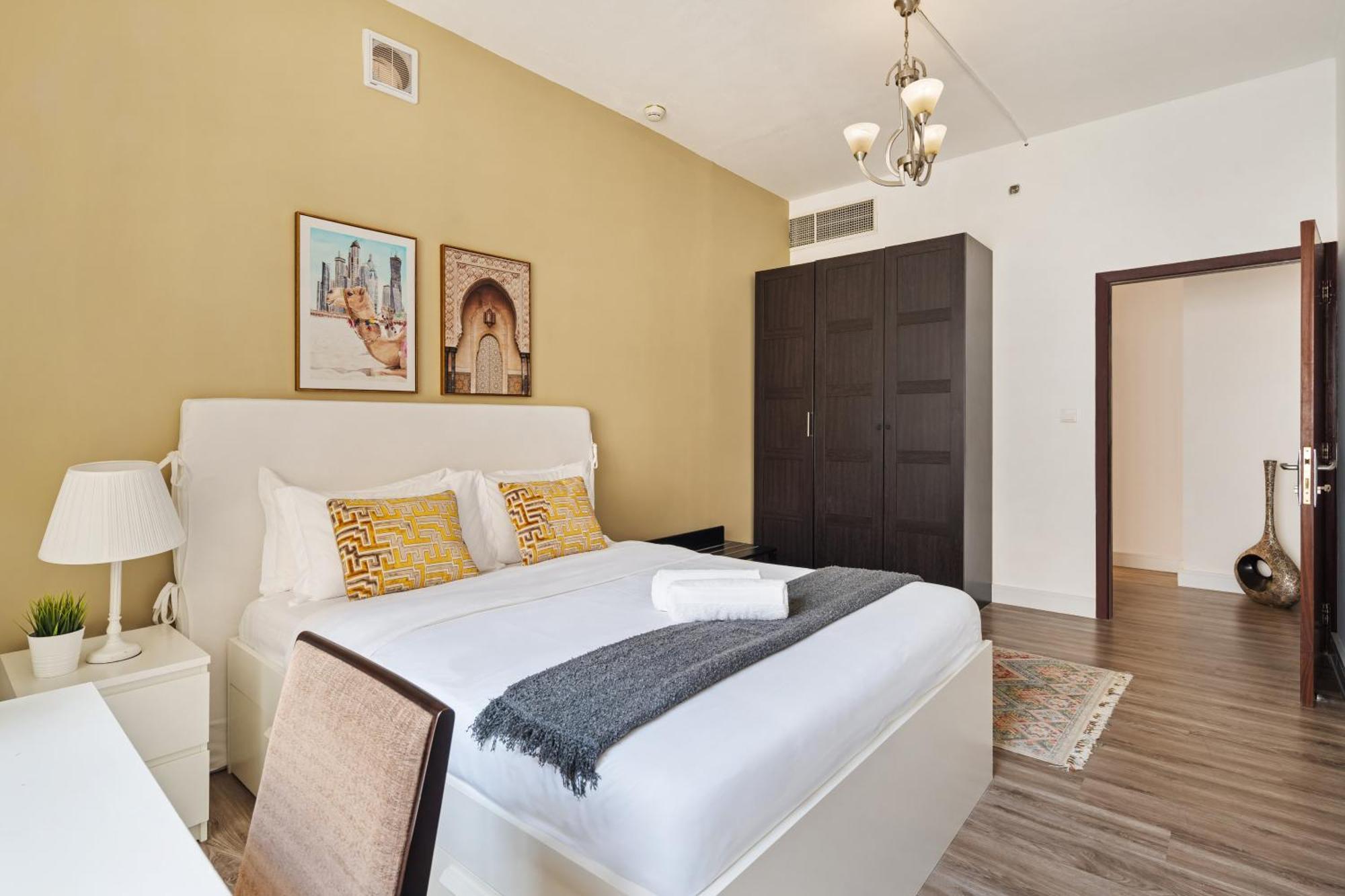 La Buena Vida: Beachfront Luxury With Full Kitchen Apartment