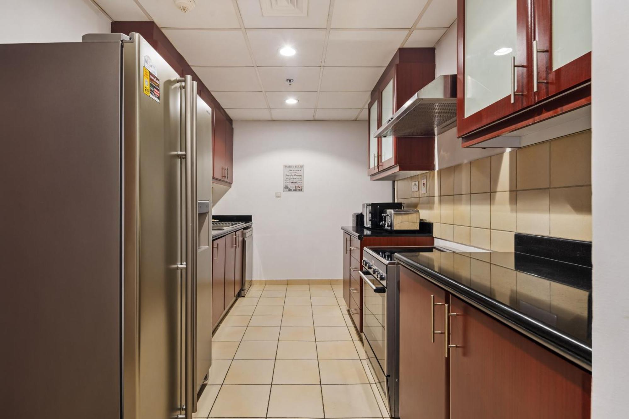 Apartment La Buena Vida: Beachfront Luxury With Full Kitchen *