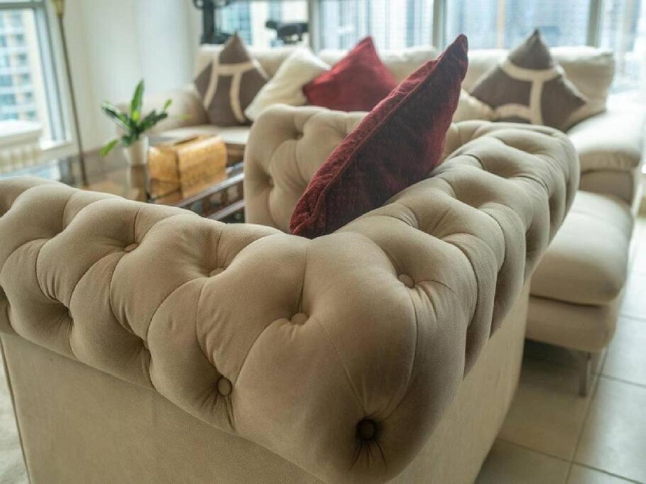 Apartament Elegant Overlooking Mall Fountain. Dubai