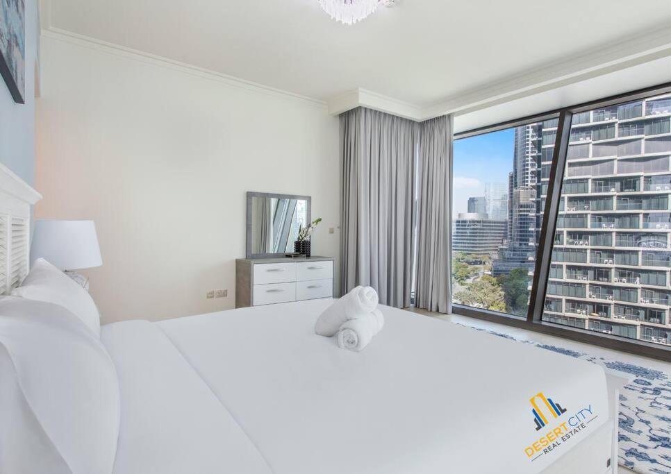 Appartement Luxurious 2 Bed Next To Burj Khalifa, Hosted By Desert *