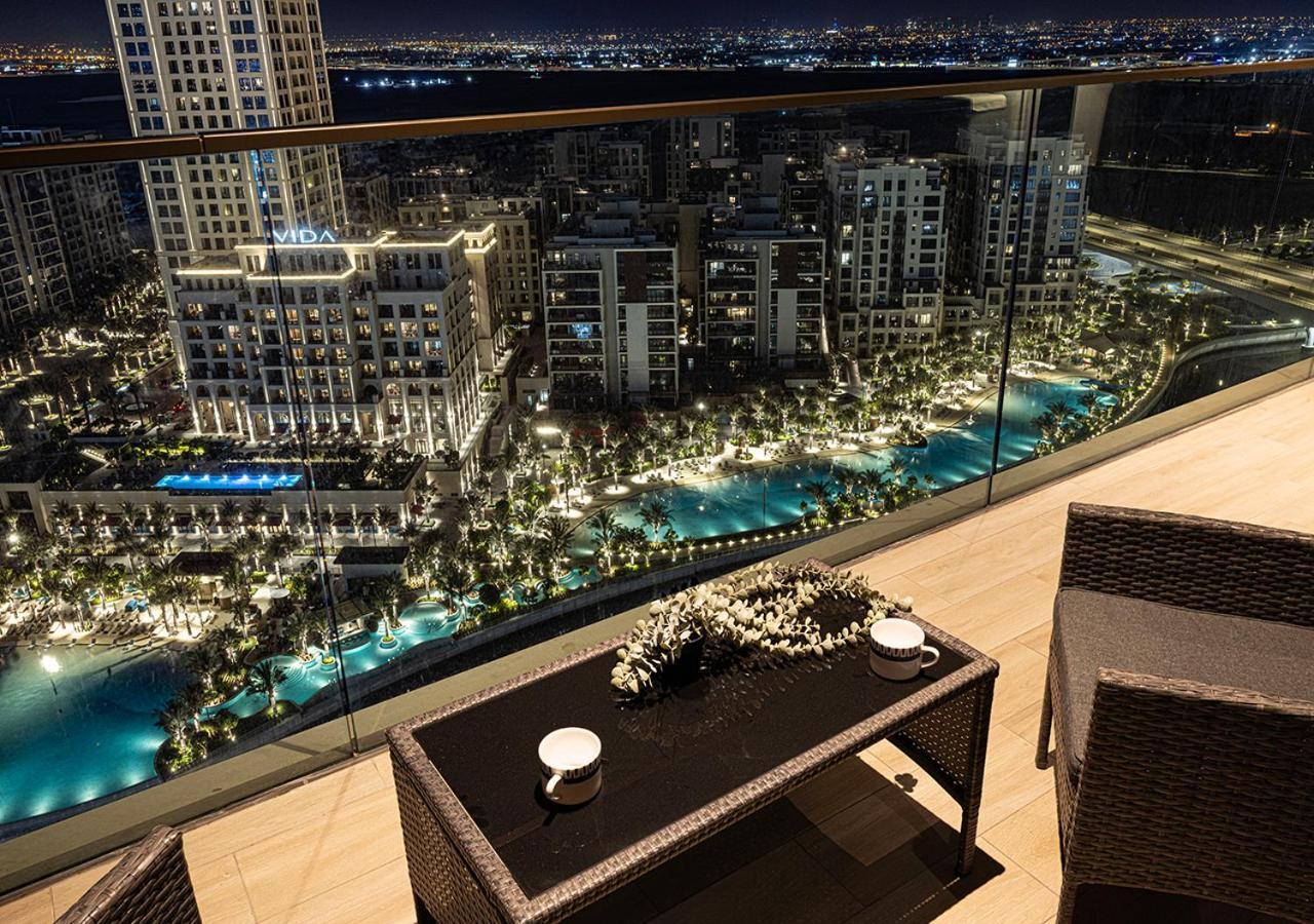 Apartment Palace Residences 2br With Stunning Creek Views