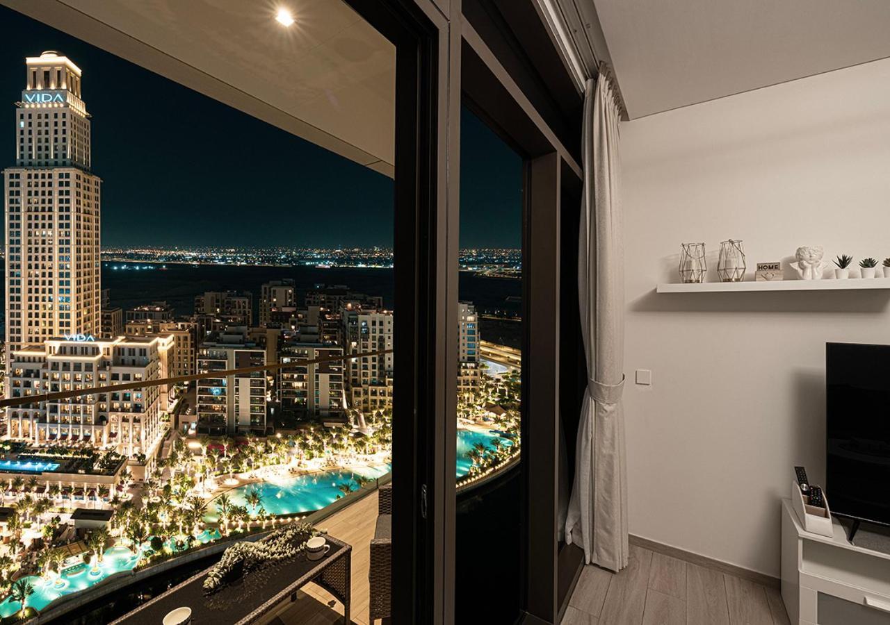 Palace Residences 2br With Stunning Creek Views *
