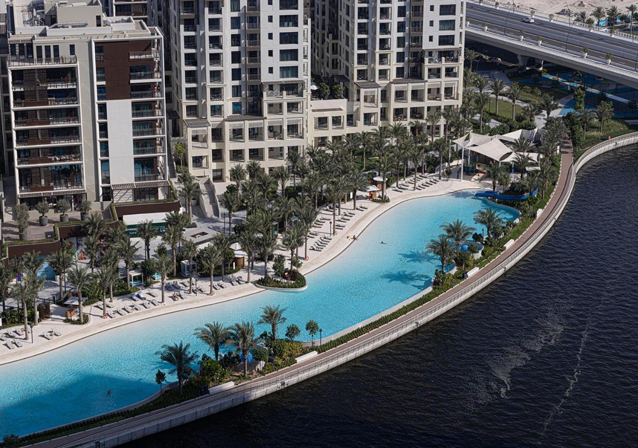 Palace Residences 2br With Stunning Creek Views Apartment *