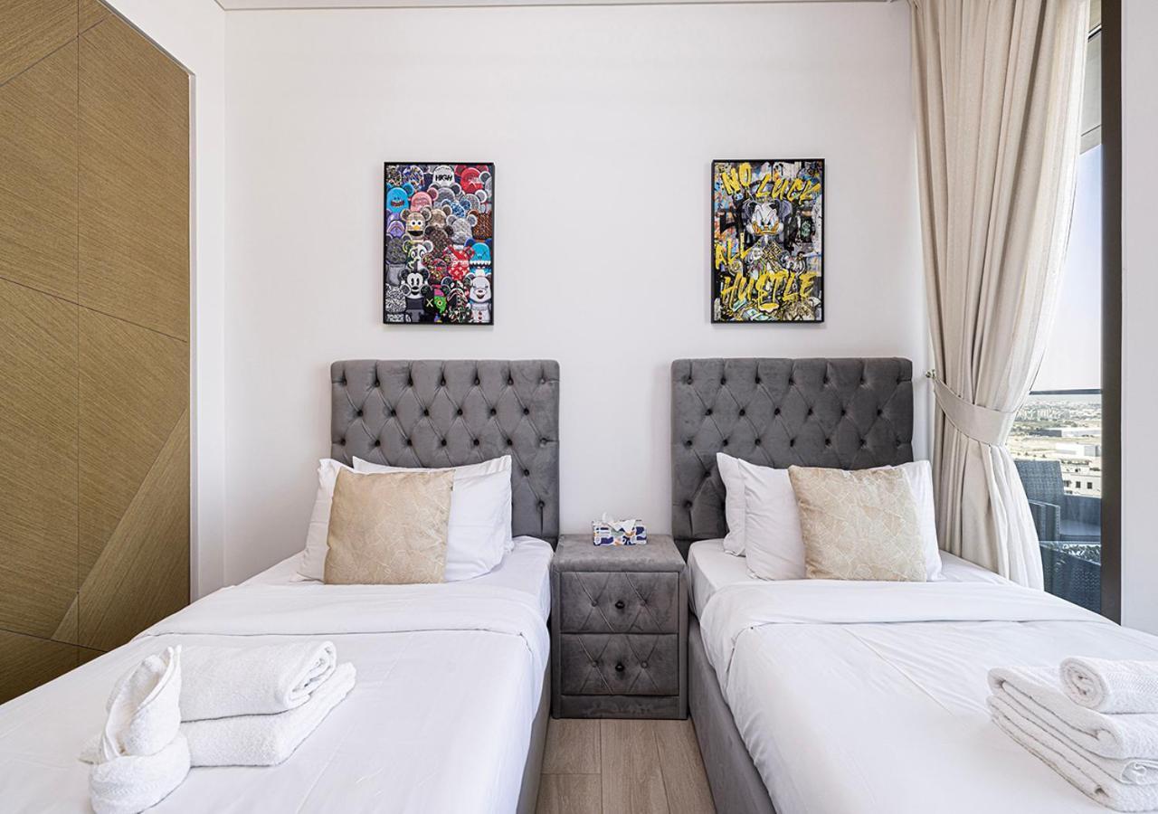 Apartment Palace Residences 2br With Stunning Creek Views Dubai