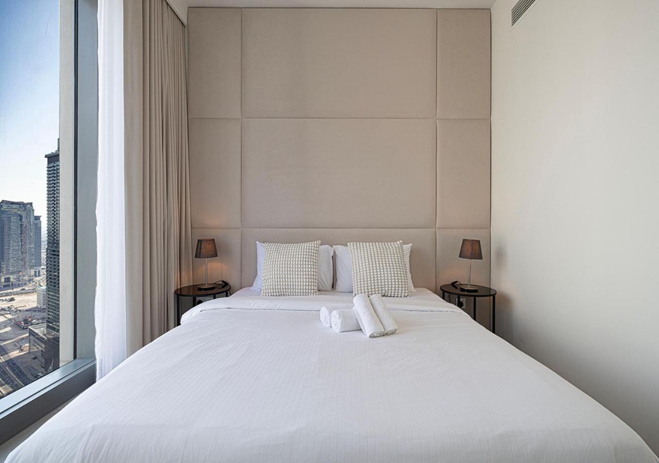 Luxury 4br In Downtown With Burj & Fountain Views Apartment *