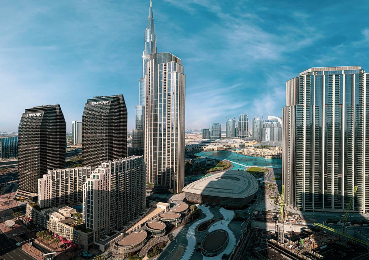 Luxury 4br In Downtown With Burj & Fountain Views Dubai