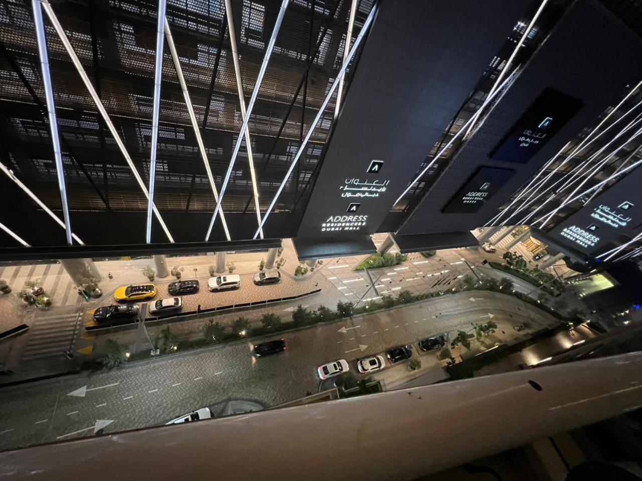 Downtown Holiday's - 1 Min To Mall & Burj Khalifa Asrama