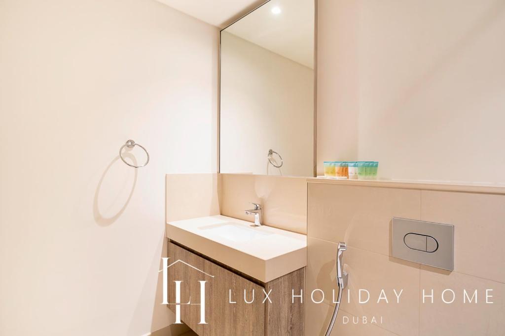 Apartemen Lux The Downtown Zabeel View *