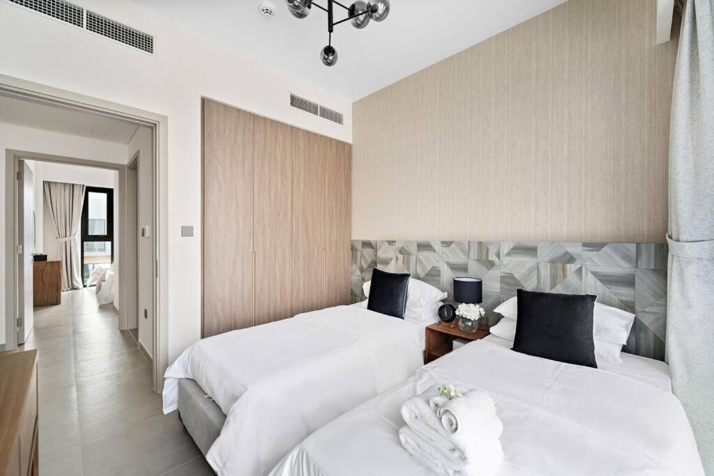 Vilă Relaxing Staycation - With Community Pool *
