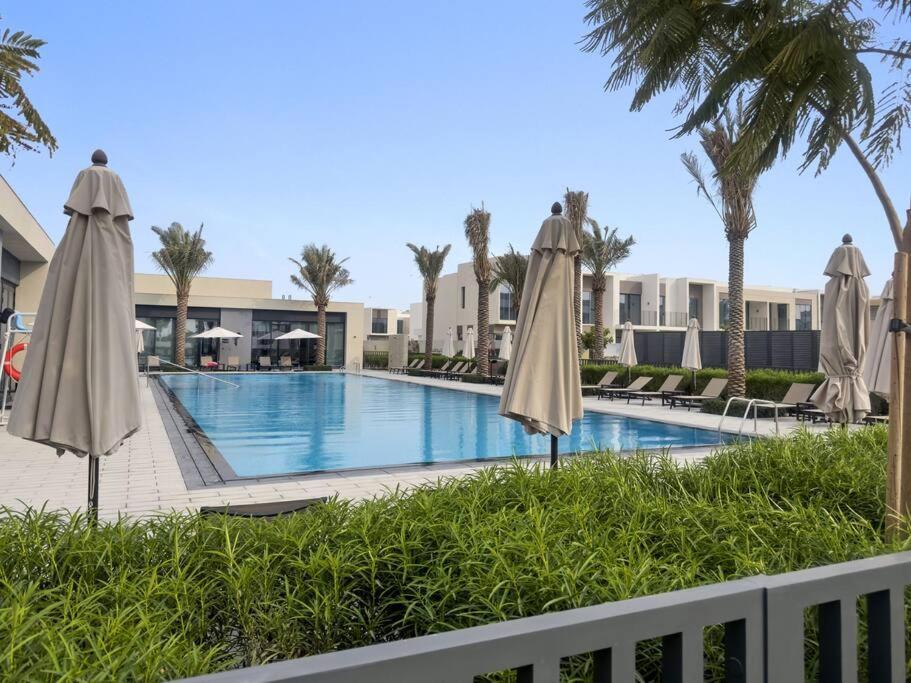 Vilă Relaxing Staycation - With Community Pool Dubai