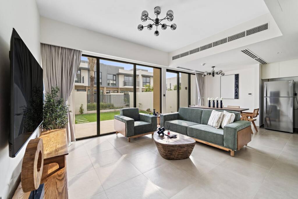 Relaxing Staycation - With Community Pool Vilă Dubai