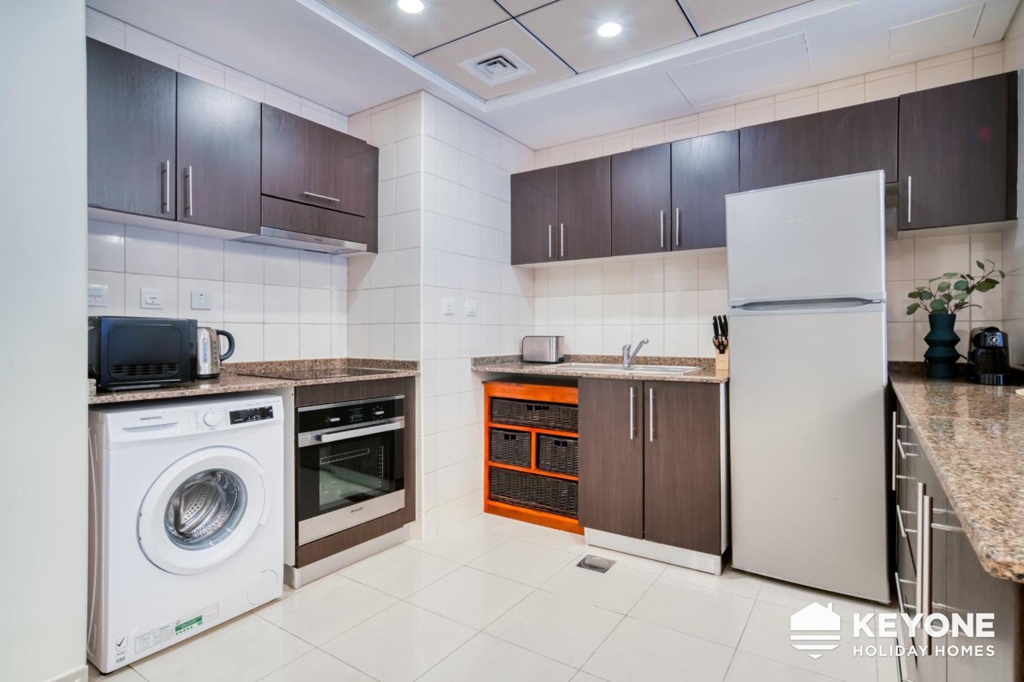 Contemporary One Bedroom 3 Appartement *