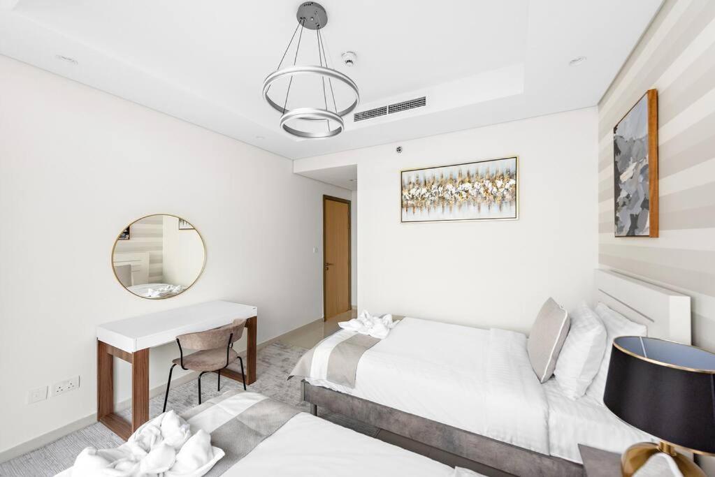 First Class 2br Luxurious High-floor *
