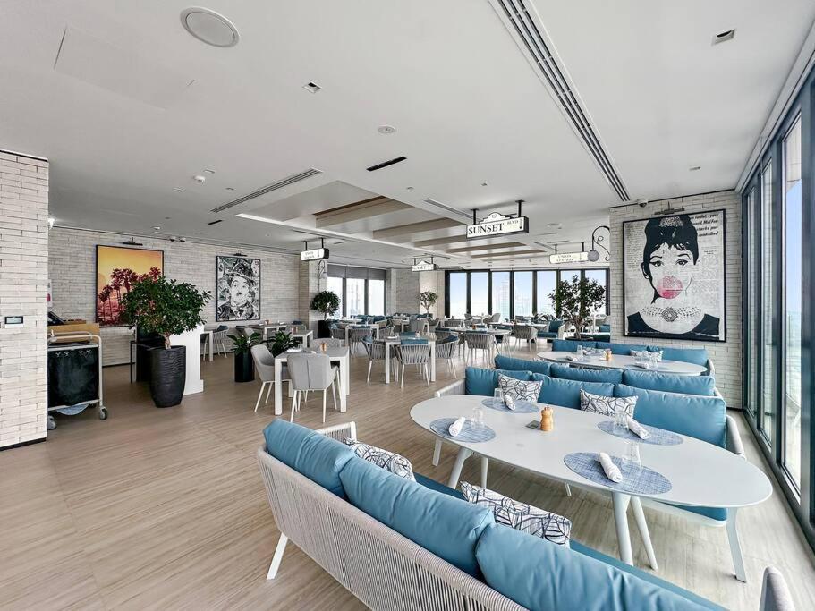 First Class 2br Luxurious High-floor Appartement *