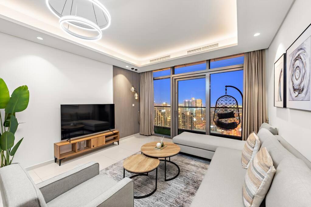 First Class 2br Luxurious High-floor Appartement *