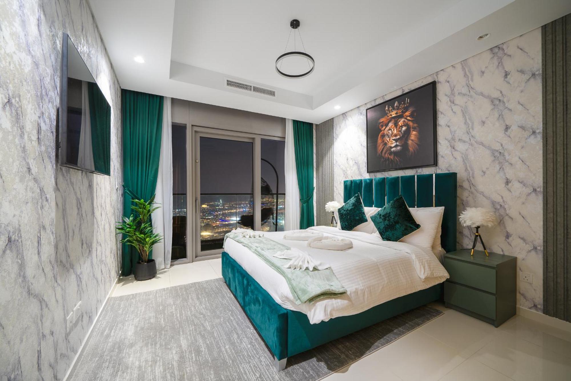 Appartement Sky-high Oasis Burj Khalifa Views, Rooftop Infinity Pool, 3br In Paramount Midtown *