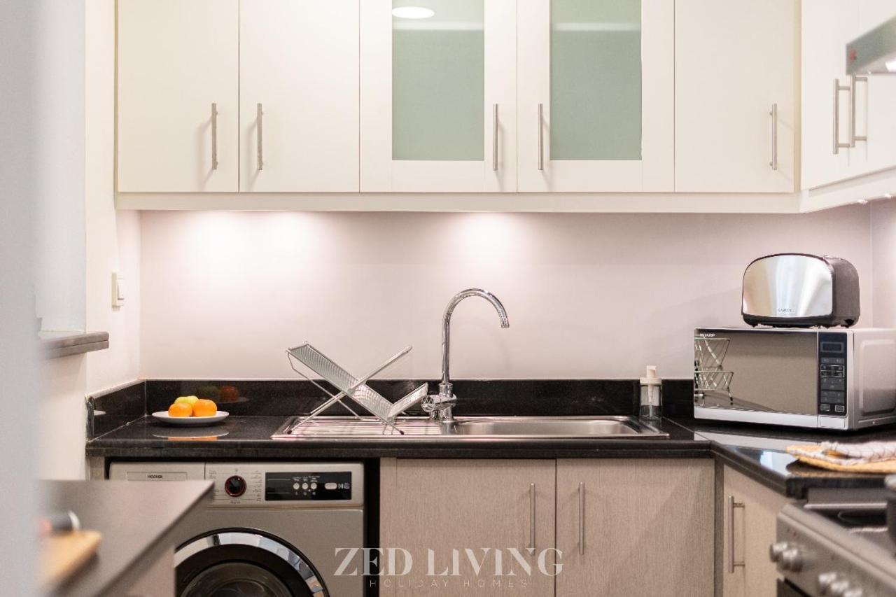 Apartment Rimal 3 - Seaview Delight Spacious 1 In Jbr - Zed Living