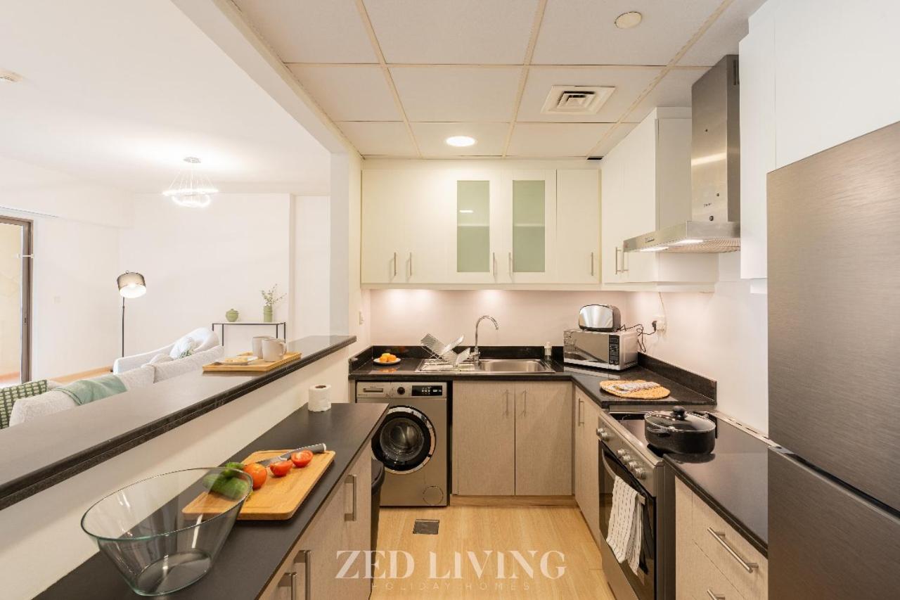 Apartment Rimal 3 - Seaview Delight Spacious 1 In Jbr - Zed Living