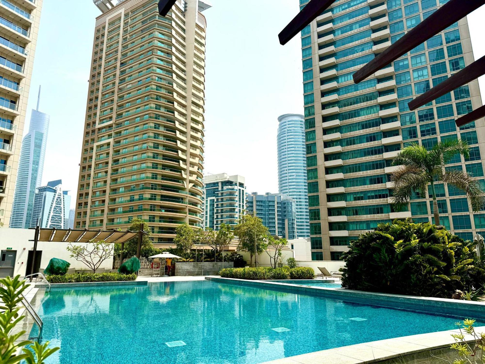 Lejlighed Poshy 1br W Marina Bay View Next To Marina Mall Dubai