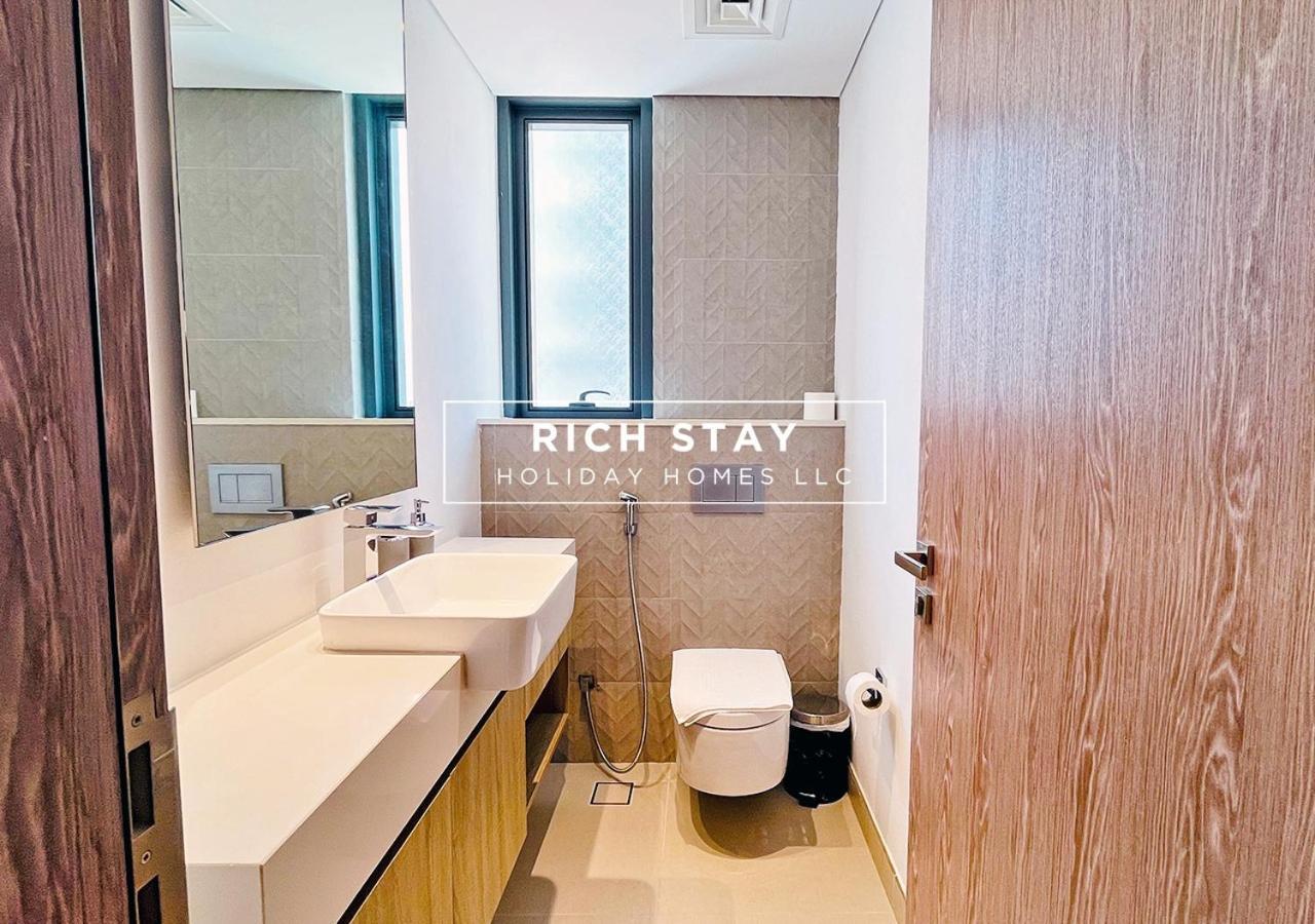 Appartement Glamorous 2br In Liv Residences, Marina Dubaï