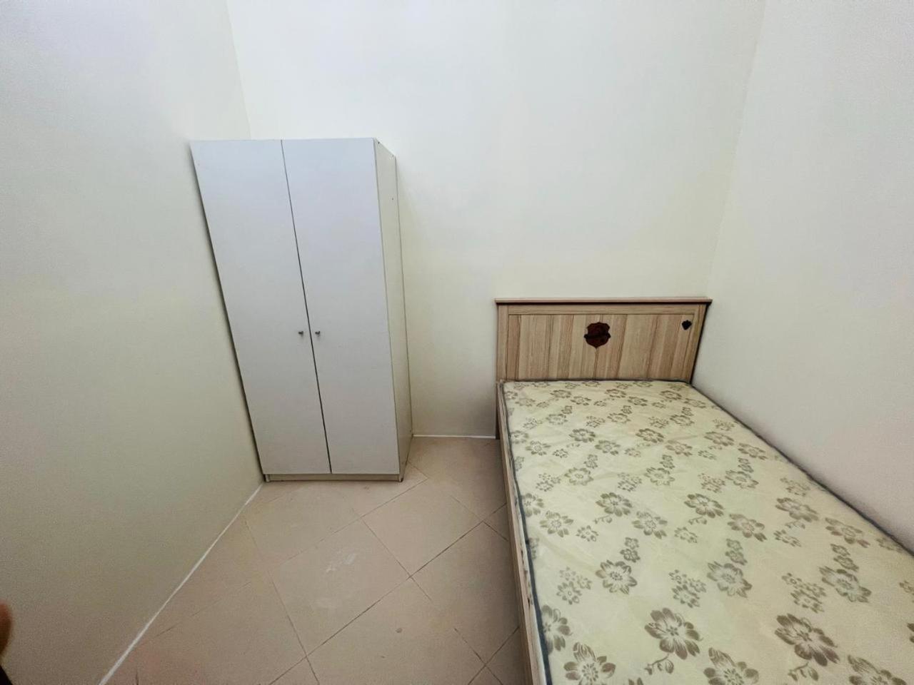 Ready To Rent Partitions Bed Spaces & Hôtel capsule *