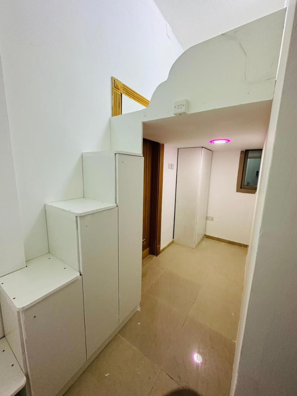 Ready To Rent Partitions Bed Spaces & Hôtel capsule Dubaï