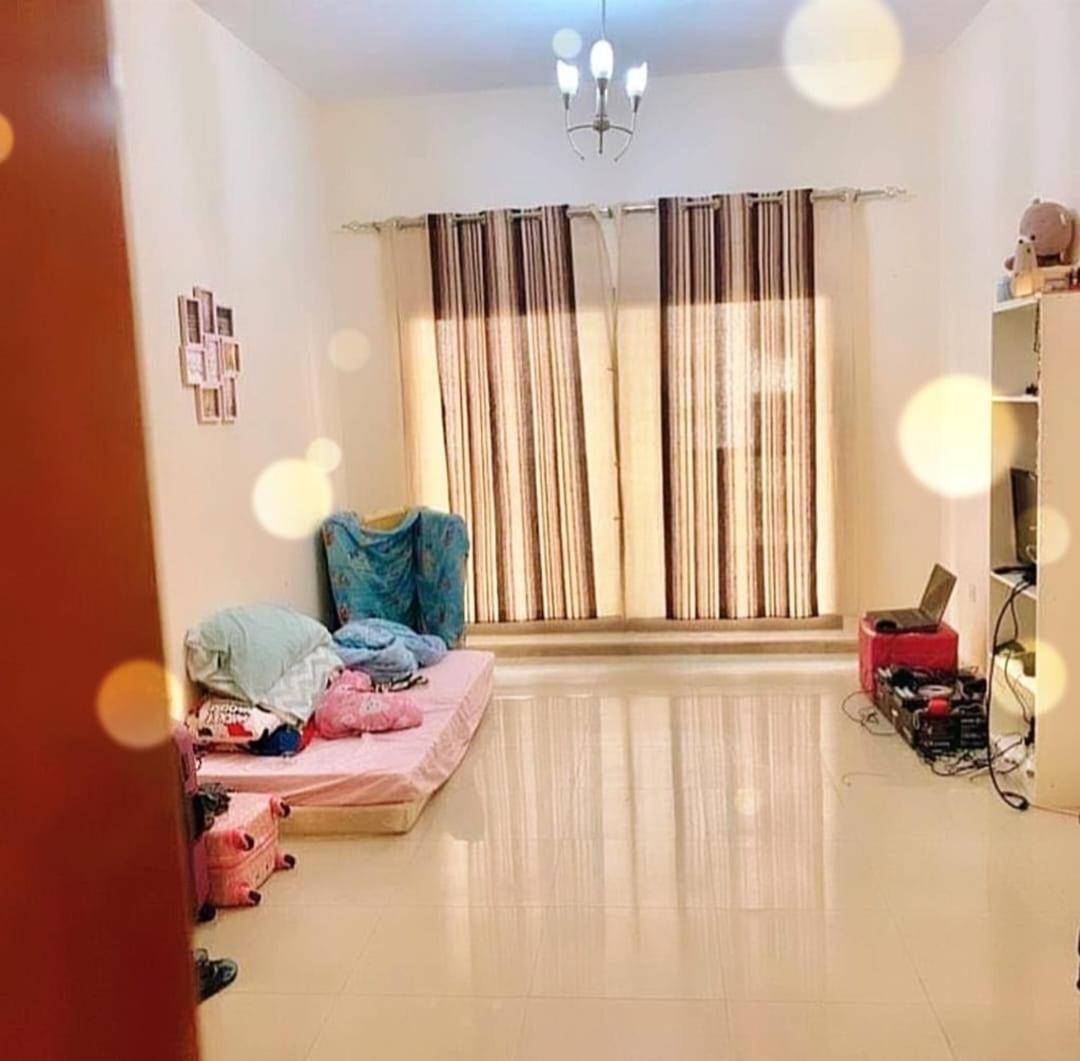 Ready To Rent Partitions Bed Spaces & * Dubaï