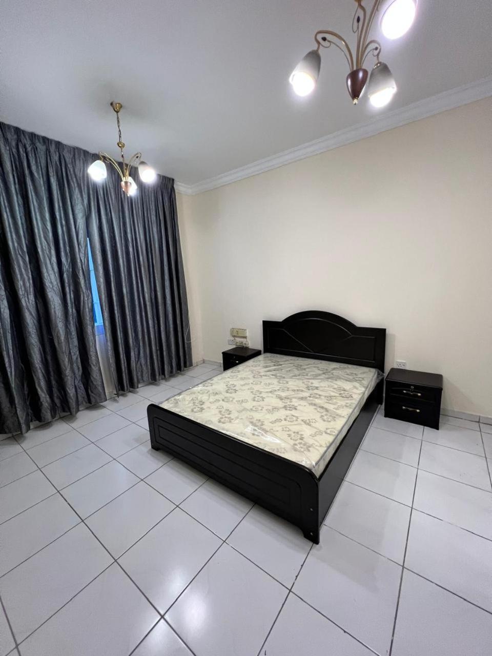 Hôtel capsule Ready To Rent Partitions Bed Spaces & Dubaï