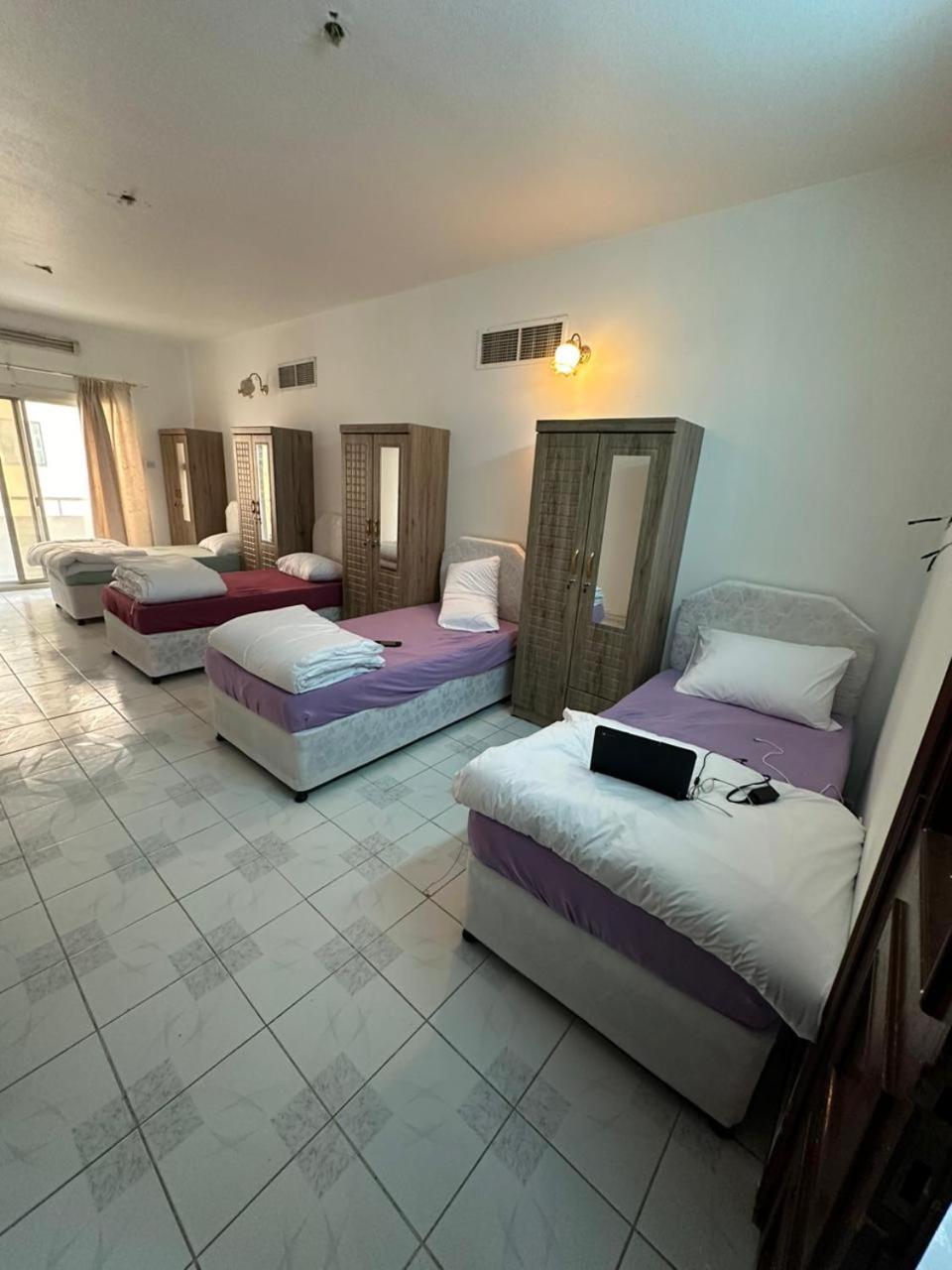 Ready To Rent Partitions Bed Spaces & Hôtel capsule Dubaï
