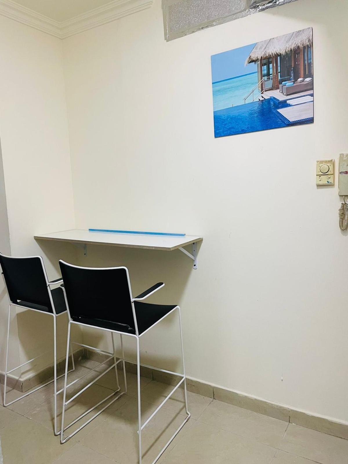 Hôtel capsule Ready To Rent Partitions Bed Spaces & Dubaï