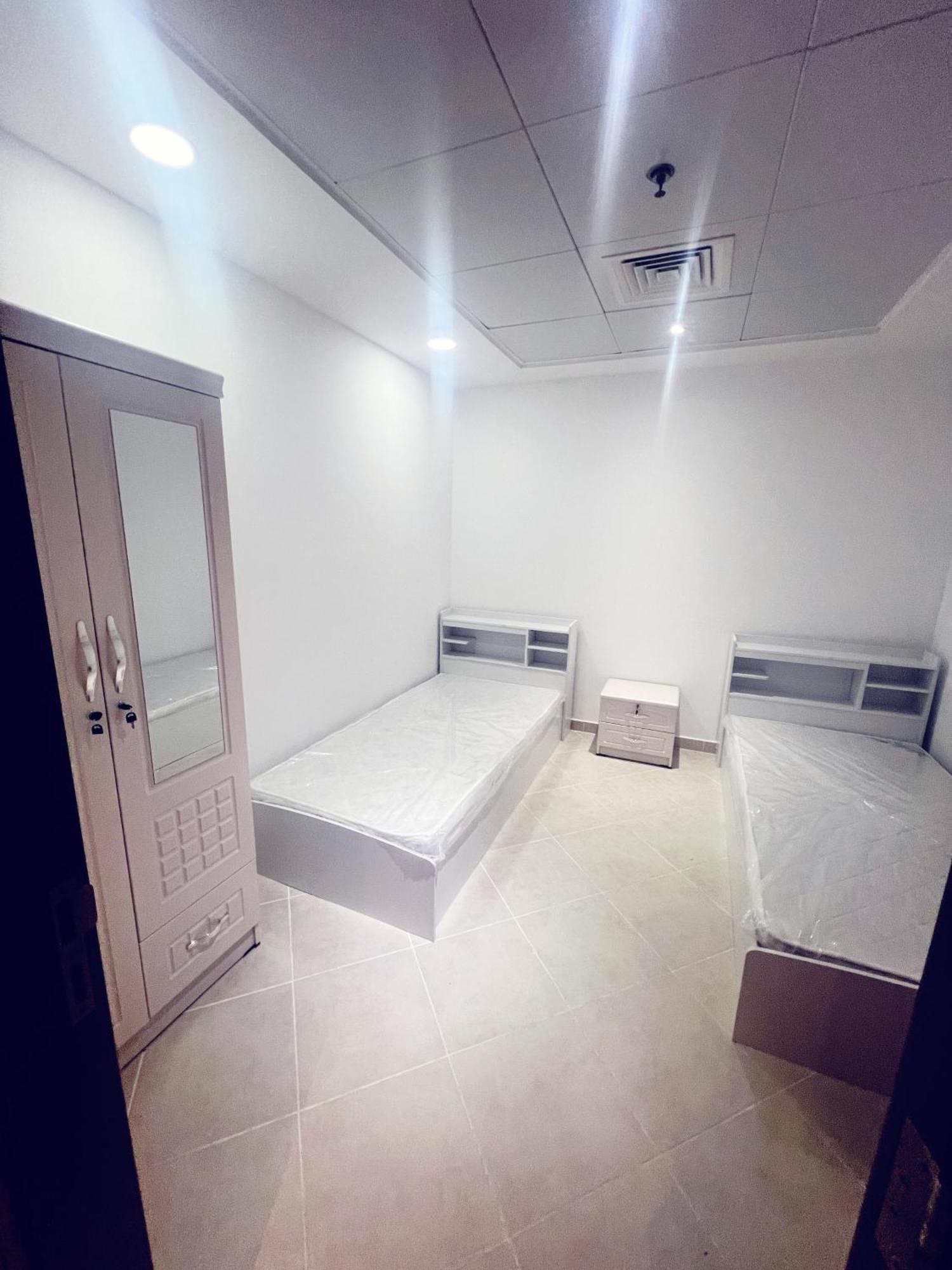 Ready To Rent Partitions Bed Spaces & Hôtel capsule