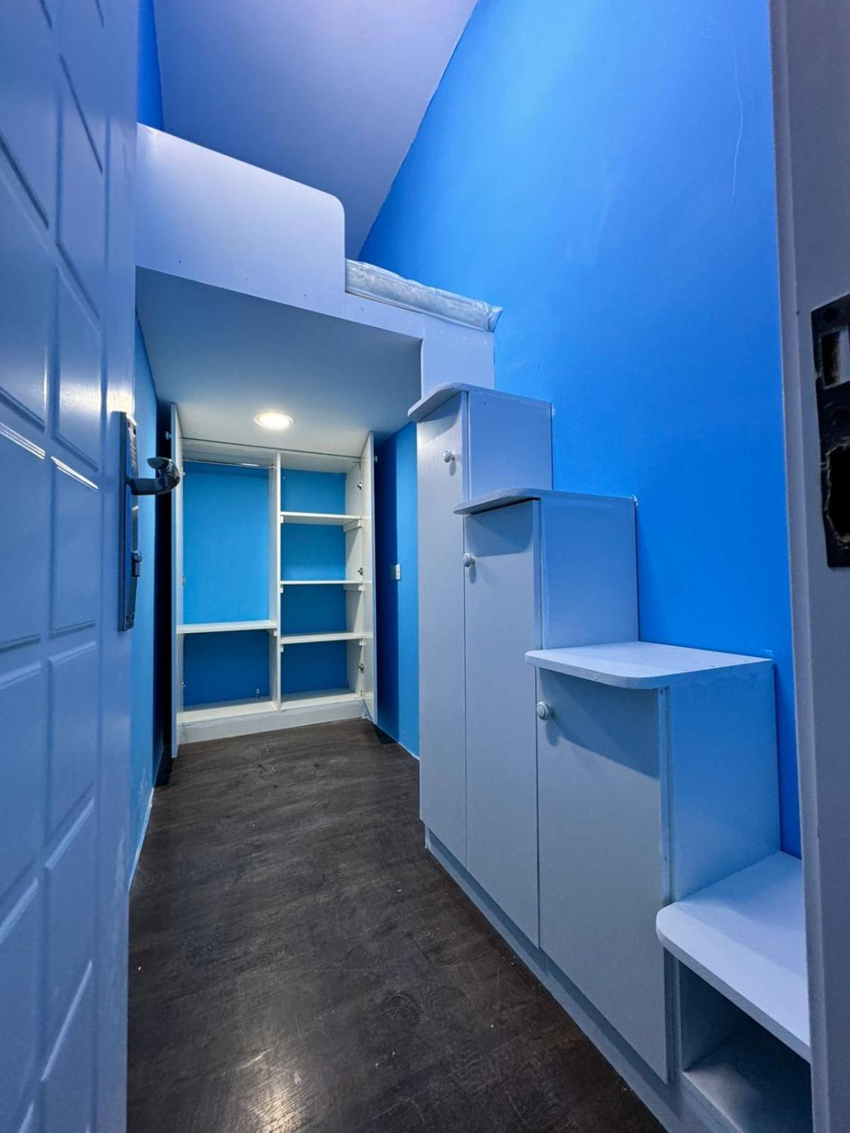 Hôtel capsule Ready To Rent Partitions Bed Spaces & Dubaï