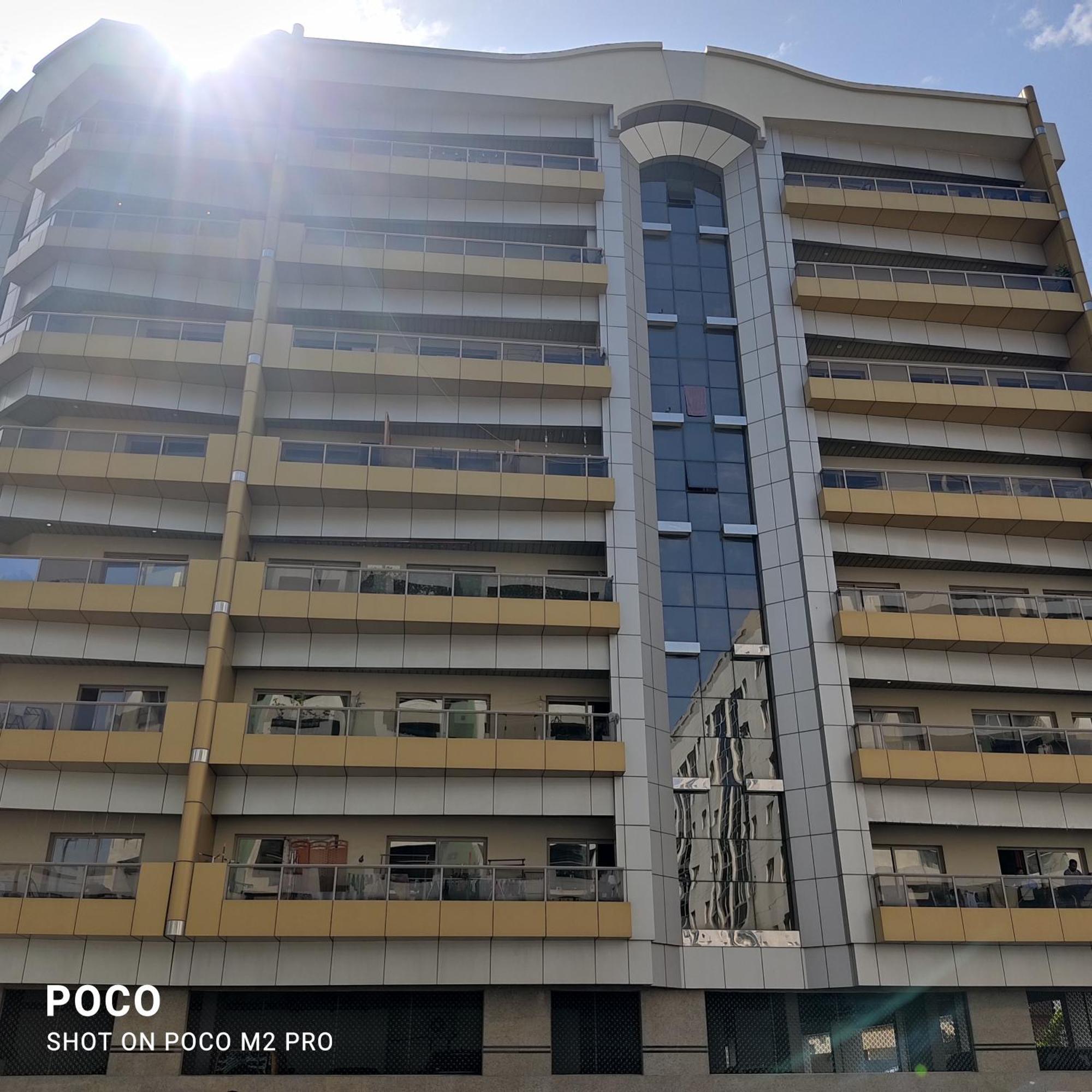 Ready To Rent Partitions Bed Spaces & Dubaï