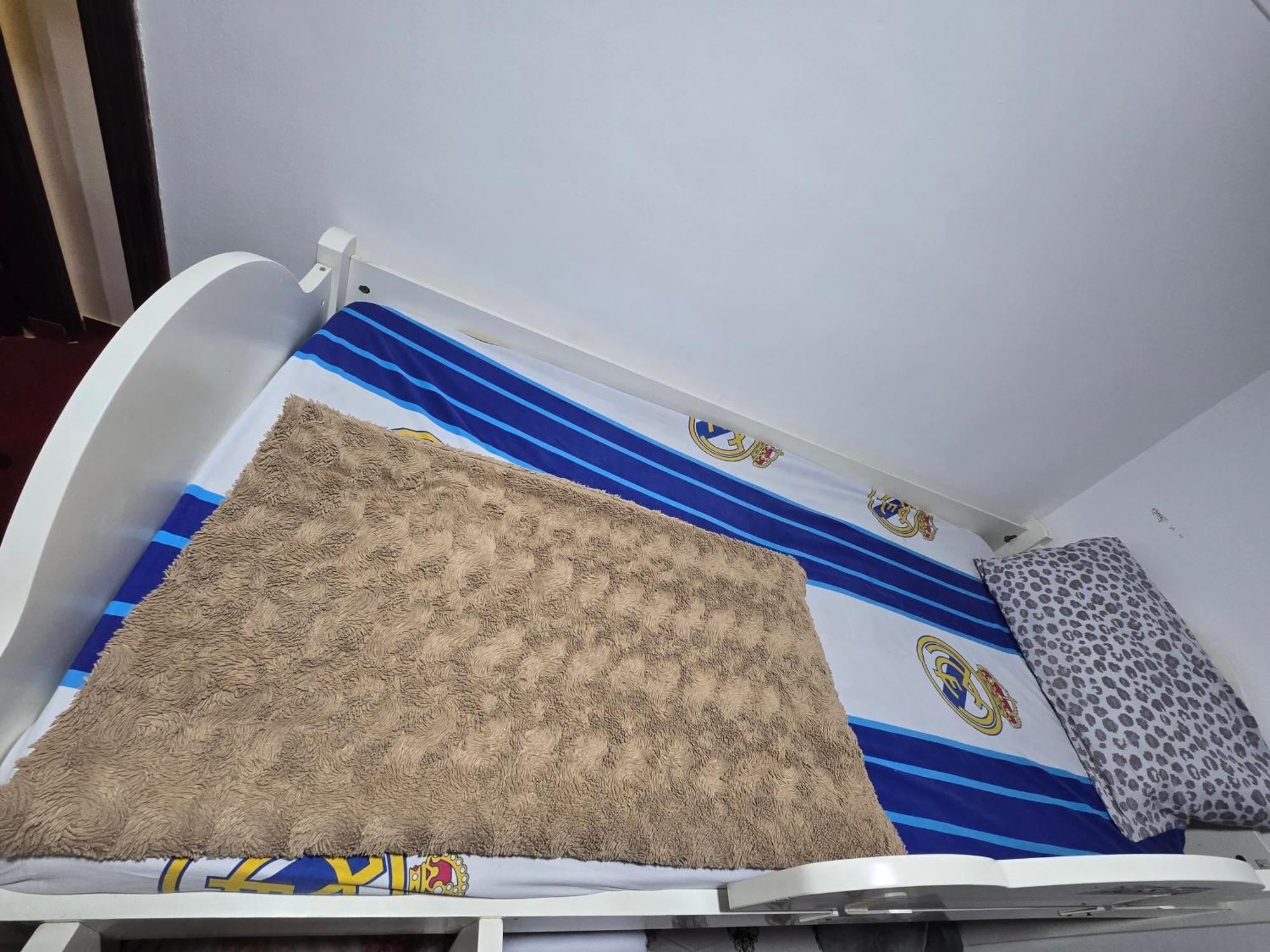 Hostel Dxb And Pension