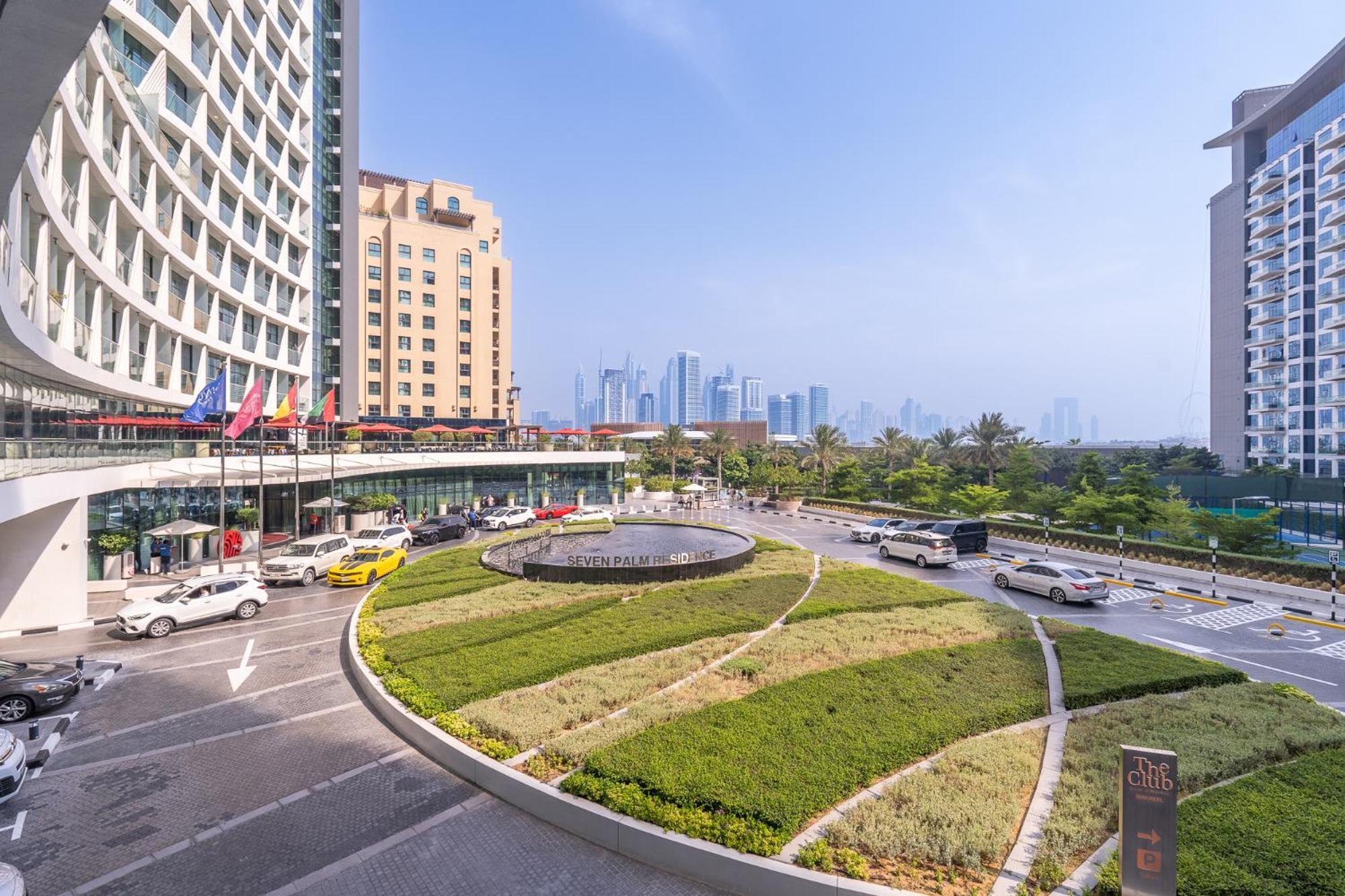 Marvelous Studio In Seven Palm! Dubai